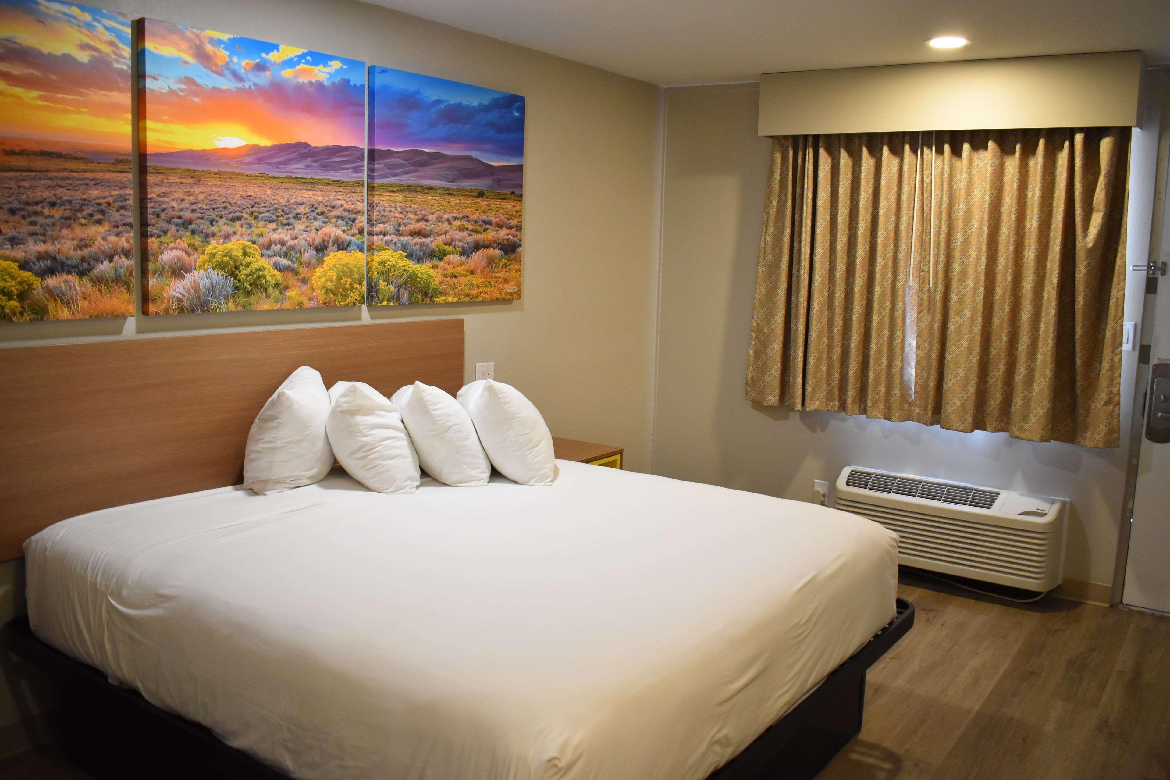 Days Inn By Wyndham San Antonio Alamo/Riverwalk Ngoại thất bức ảnh